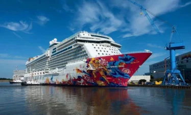 Budget Cruise Singapore Tour Package