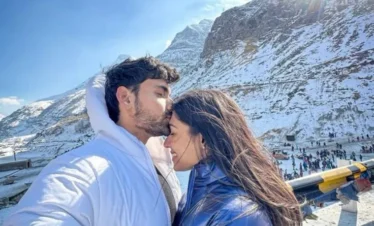 Couple Holiday Kashmir